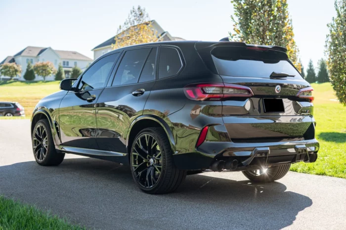 2023 BMW X5 M Competition - 4