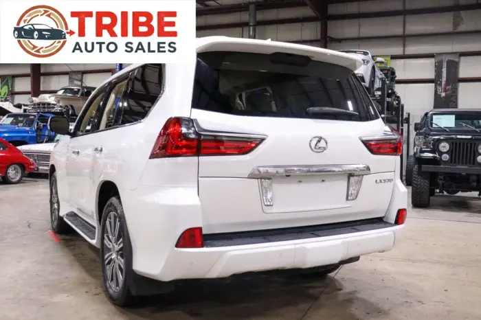 2016 Lexus LX570 Luxury - 7