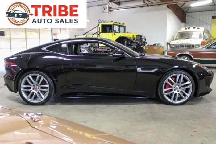 2017 Jaguar F-Type R - 4