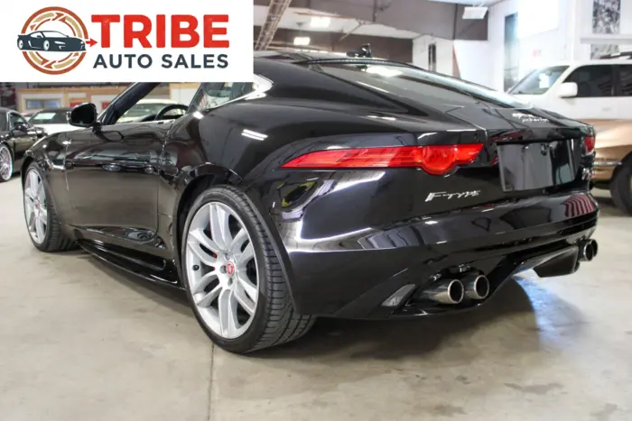 2017 Jaguar F-Type R - 7