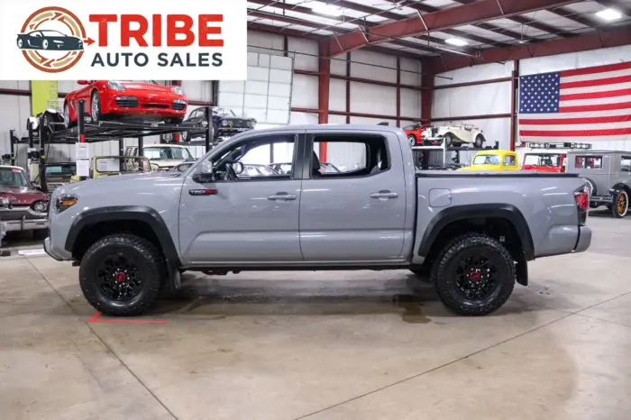 2017 Toyota Tacoma Double Cab TRD Pro - 8