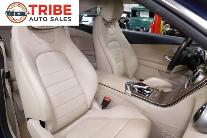 2019 Mercedes-Benz C300 4MATIC - 11