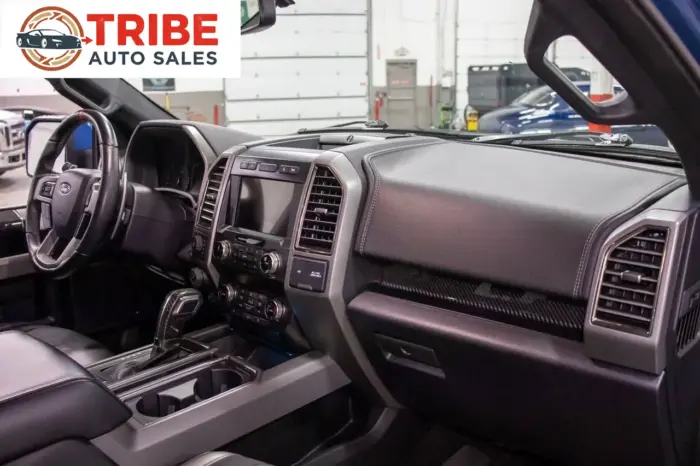 2019 Ford F150 Raptor - 11